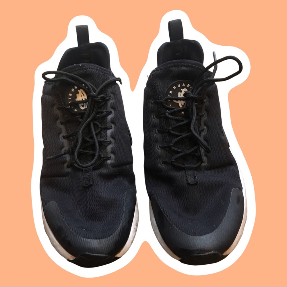 Nike Air Huarache Sneakers